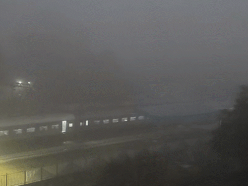 ઉત્તરાખંડમાં હિમવર્ષા, બદ્રીનાથમાં -20° તાપમાન; MPનો અડધો ભાગ, UPના 15 જિલ્લાઓમાં ધુમ્મસ, વિઝિબિલિટી 50mથી ઓછી.