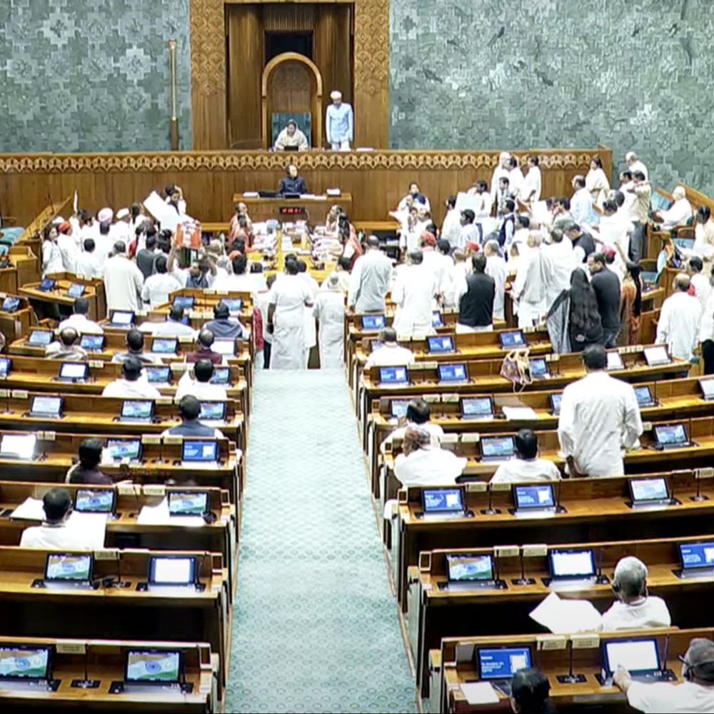 બજેટ સત્રનો સાતમો દિવસ: વિપક્ષની બેઠક, PM મોદીનું લોકસભામાં ભાષણ ટળ્યું, આજે રાજ્યસભામાં સંબોધન શક્ય.