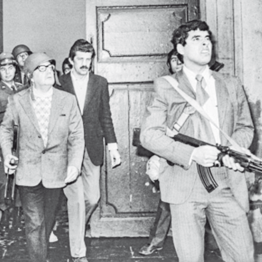 વિસ્મય: ફિડલ કાસ્ટ્રોનો ઈન્દિરાને સવાલ: હવે કોનો વારો? અને ઈન્દિરા ફફડી ગયાં. (CIA સત્તાપલટાની કહાની)