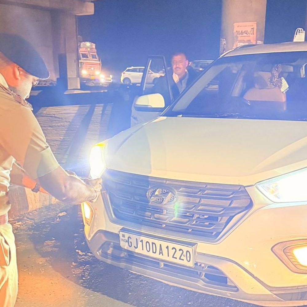 LED લાઈટ બદલવા બદલ RTO દ્વારા દંડ: ગેરકાયદેસર LED લાઈટ સામે કાર્યવાહી, રજીસ્ટ્રેશન સસ્પેન્ડની ચેતવણી.