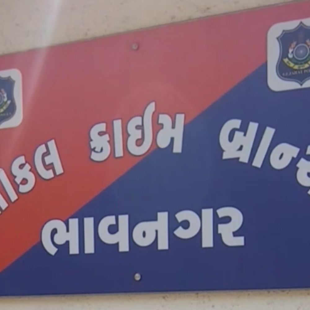 ગૌમાંસ અને દારૂ વેચનારા 5 આરોપીને પાસા હેઠળ સુરત, અમદાવાદ, ભુજ, વડોદરા અને રાજકોટ જેલમાં ધકેલાયા.