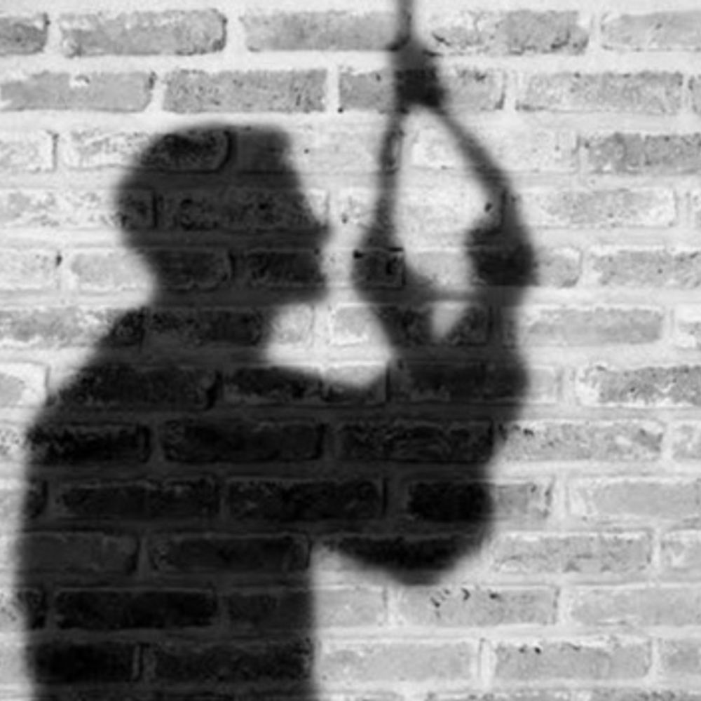 પારુલ યુનિ.માં મુંબઈના વિદ્યાર્થીએ હોસ્ટેલમાં આપઘાત કર્યો: ચાદર વડે ગળેફાંસો ખાધો.