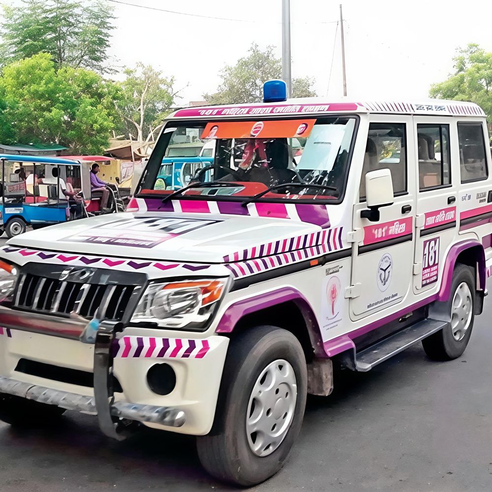 181 ટીમે નિરાધાર પીડિતાનું તેના માતા-પિતા સાથે મિલન કરાવી સરાહનીય કામગીરી કરી.