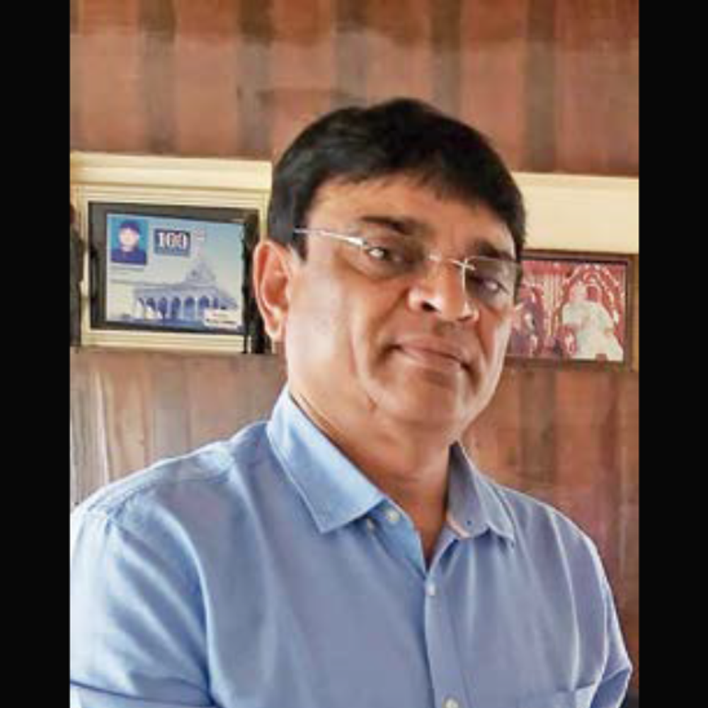 તુષાર ઘેલાણી આત્મહત્યા કેસ: બ્લેકમેઇલની તપાસ CCTVથી, સુરત બિલ્ડરની પુત્રીએ બ્લેકમેઇલિંગની ફરિયાદ નોંધાવી.