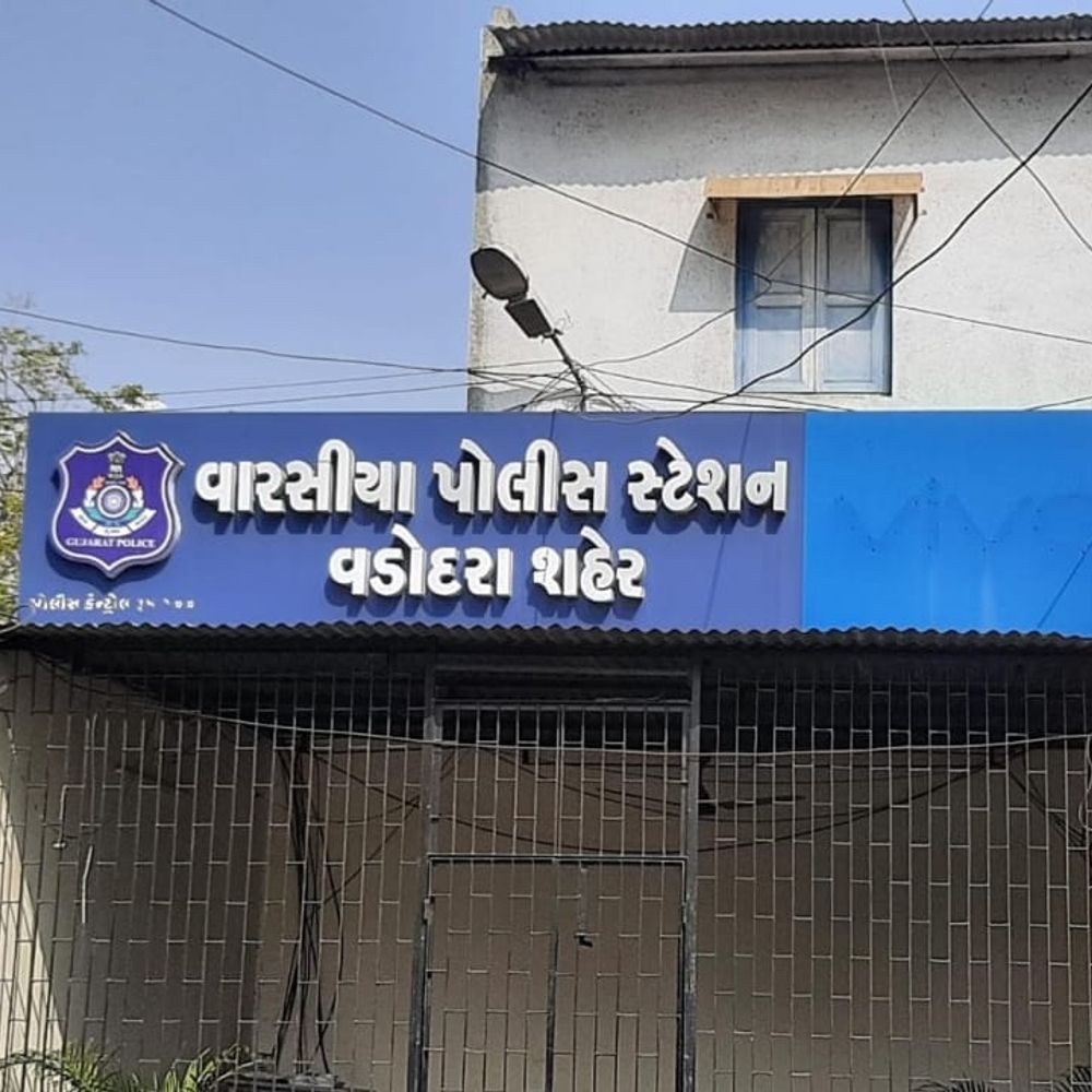 ચાર રસ્તે CCTV હોવા છતાં BSNL મોડ્યુલ્સની ચોરી