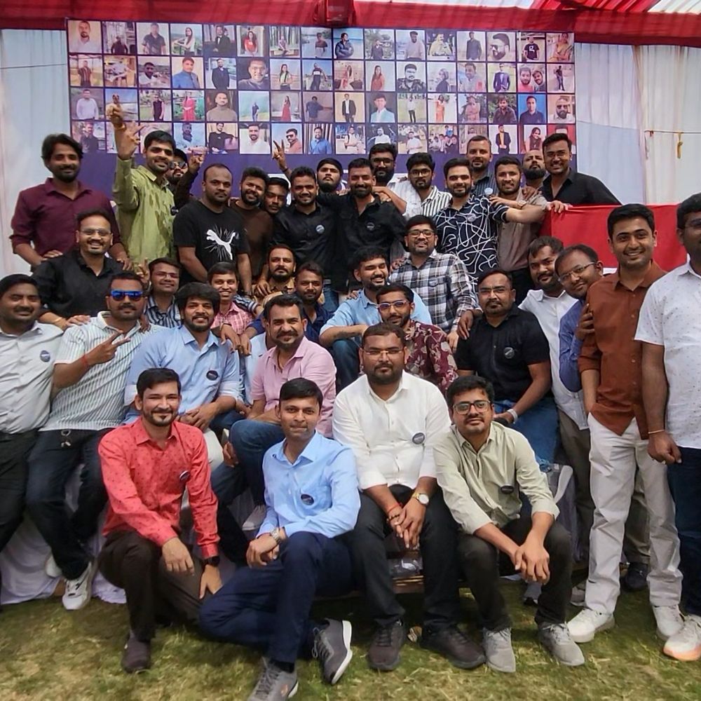 મોડાસા સ્કૂલ 2007 બેચનું 19 વર્ષે પુનર્મિલન: મિત્રોએ 'સમન્વય' ગેટ-ટુ-ગેધર યોજી જૂની યાદો તાજી કરી.