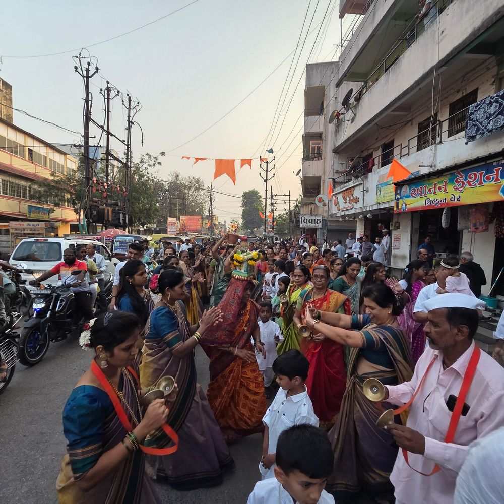 વિજલપોરમાં 43 વર્ષથી અવિરત અખંડ હરિનામ સપ્તાહ, વ્યસનમુક્તિ અને સંસ્કારના મંત્ર સાથે ભક્તિનું આયોજન.