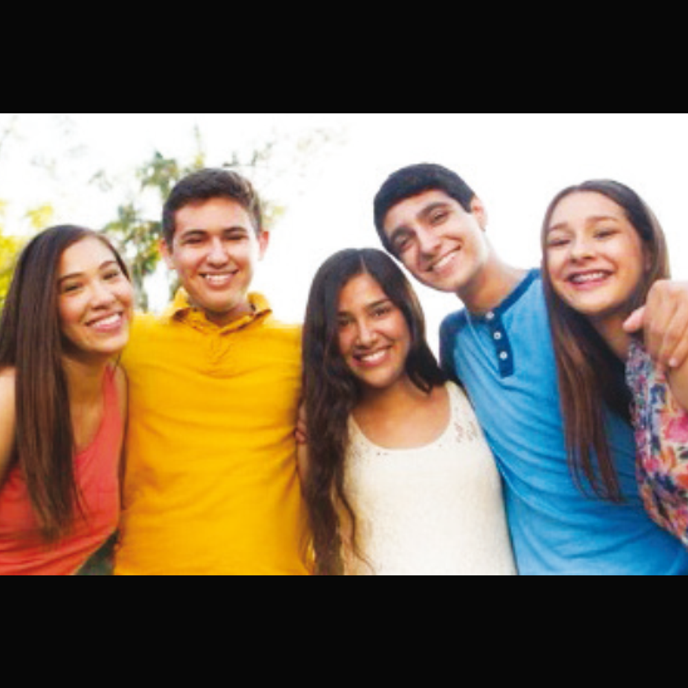 વિકાસની વાટે: મન સપનાને કુંઠિત કરે છે, પરિવેશ નહીં; સાંકડા સપના માટે તમે જ જવાબદાર.",