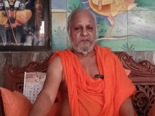 650 વર્ષથી મહંતે ઉંબરો ન ઓળંગ્યો: અમદાવાદના મંદિરમાં અનોખો નિયમ.