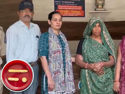 બ્યુટી પાર્લરમાં માતાજીનું નાટક કરી છેતરતી બે મહિલાઓ પકડાઈ, ધાર્મિક વિધિના નામે દાગીના પડાવતી.