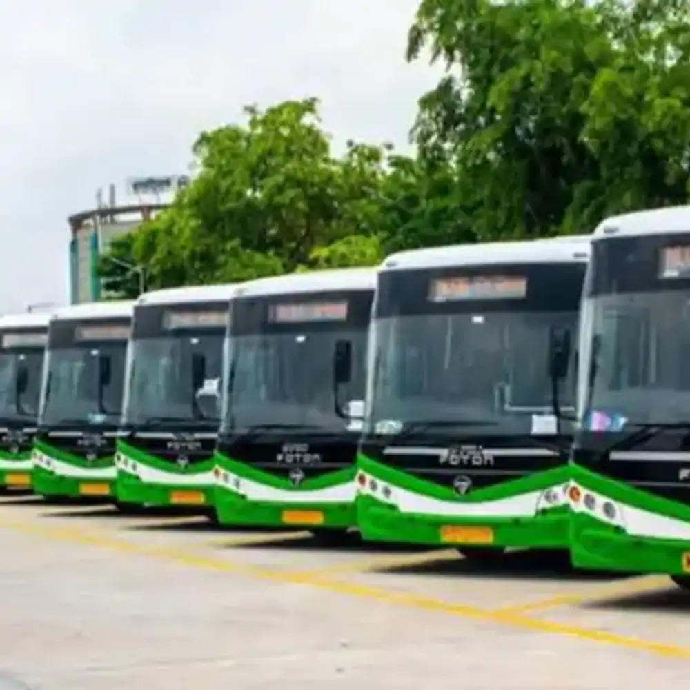 મોરબી સિટી બસ સેવા ખોરવાઈ: ત્રણેય બસ મેન્ટેનન્સના કારણે બંધ થતા મુસાફરો પરેશાન થયા.