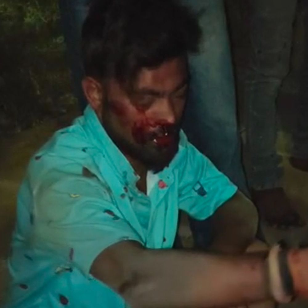 વડોદરા: નશામાં બાઈક ચાલકે મહિલાને ટક્કર મારી, બંને ઘાયલ; આરોપીએ મદદ માંગી, પાણી છાંટવાનું કહ્યું.