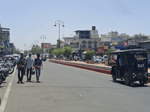 MP-રાજસ્થાનમાં 39° તાપમાન; હિમાચલ, ગુજરાત, ઓડિશા, આંધ્રમાં હીટવેવ એલર્ટ અને પહાડો પર બરફવર્ષાની શક્યતા.