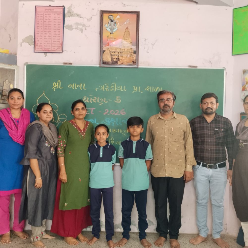 ધ્રોલની સરકારી શાળાના બે વિદ્યાર્થીઓ CET ટોપ-10માં:5.90 લાખ વિદ્યાર્થીઓ વચ્ચે મેળવ્યો રાજ્યમાં 9મો અને 10મો ક્રમ