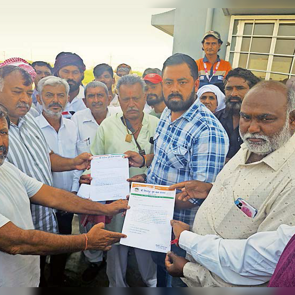 સુરજબારી ટોલનાકે 15 ગામોનો રોષ: ટોલ કંપનીની મનમાની સામે સ્થાનિકોની માંગણી, રાહતદરે પાસ આપવામાં આવે.