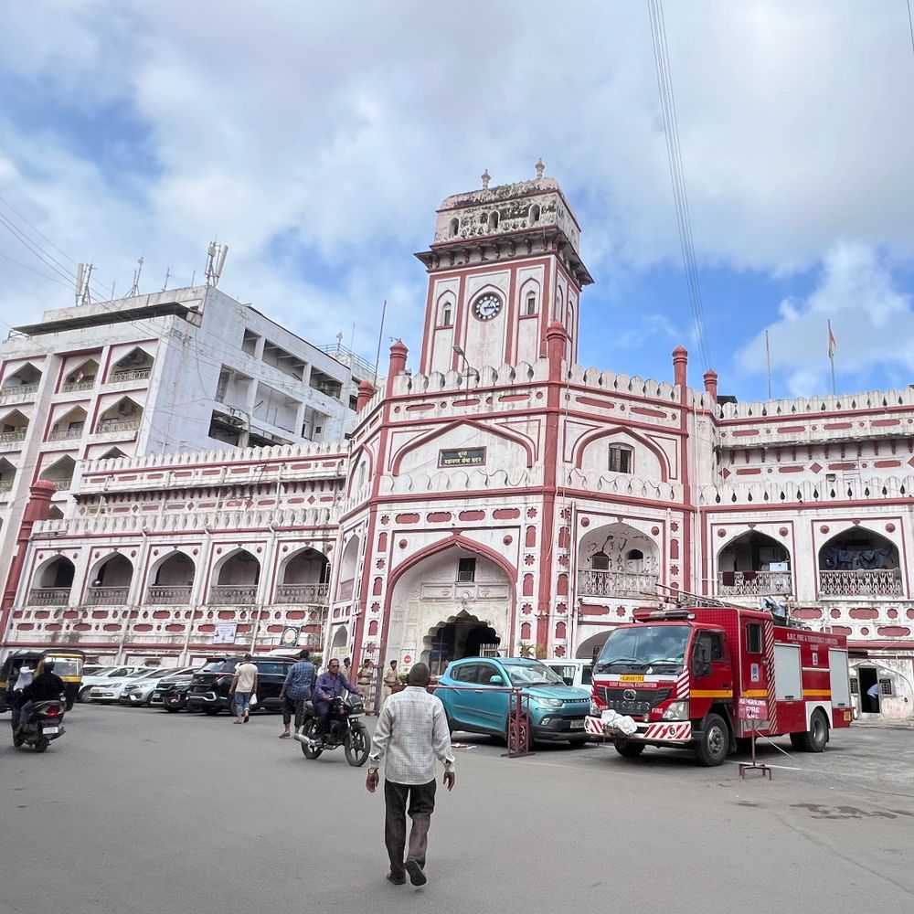 30 લાખ મેટ્રિક ટન કચરાના નિકાલ માટે ટેન્ડર પ્રક્રિયાને મંજૂરી:ખજોદમાં કચરાના ડુંગરો ખડકાતા રોકવા પાલિકાનું 277 કરોડનું માસ્ટર પ્લાનિંગ