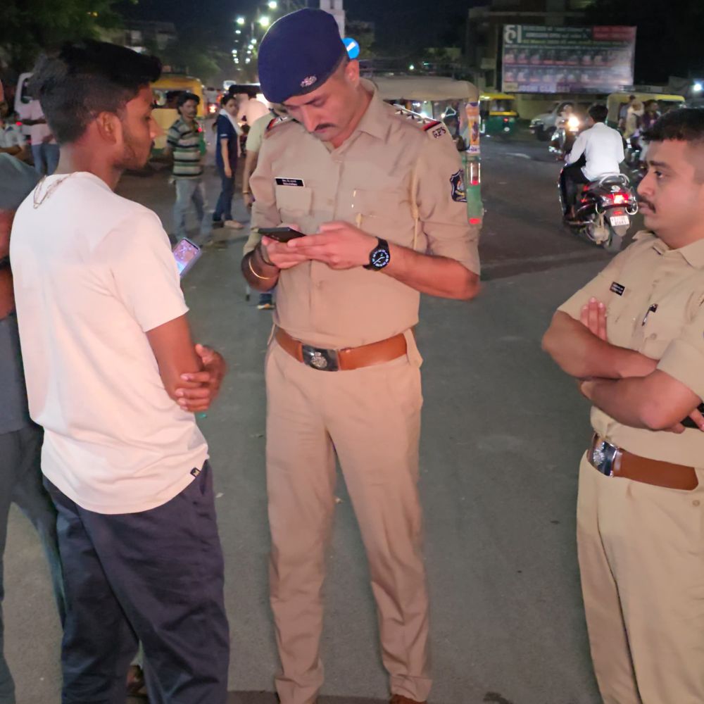 નિર્લિપ્ત રાયે ચાર્જ સંભાળતા જ એક્શન મોડમાં:જામનગરમાં કાયદો વ્યવસ્થા જાળવવા ટ્રાફિક ડ્રાઇવ યોજાઈ