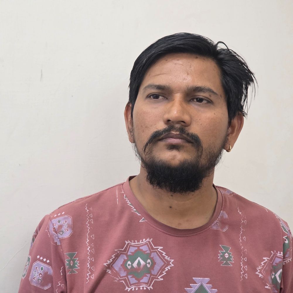 LCBએ પોન્ઝી સ્કીમના મુખ્ય આરોપીને પોયડાથી ઝડપ્યો:હિંમતનગર, CID ક્રાઈમના GPID અને પ્રોહિબિશન ગુનામાં વોન્ટેડ હતો