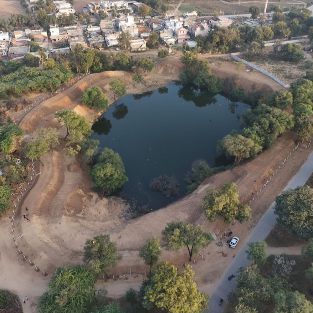 ગાંધીનગરના કોલવડા તળાવનો કાયાકલ્પ:30 હજાર ઘનમીટર વધારાના પાણીનો સંગ્રહ થશે, પક્ષીઓ માટે ખાસ નેસ્ટીંગ આયલેન્ડ બનાવાયા