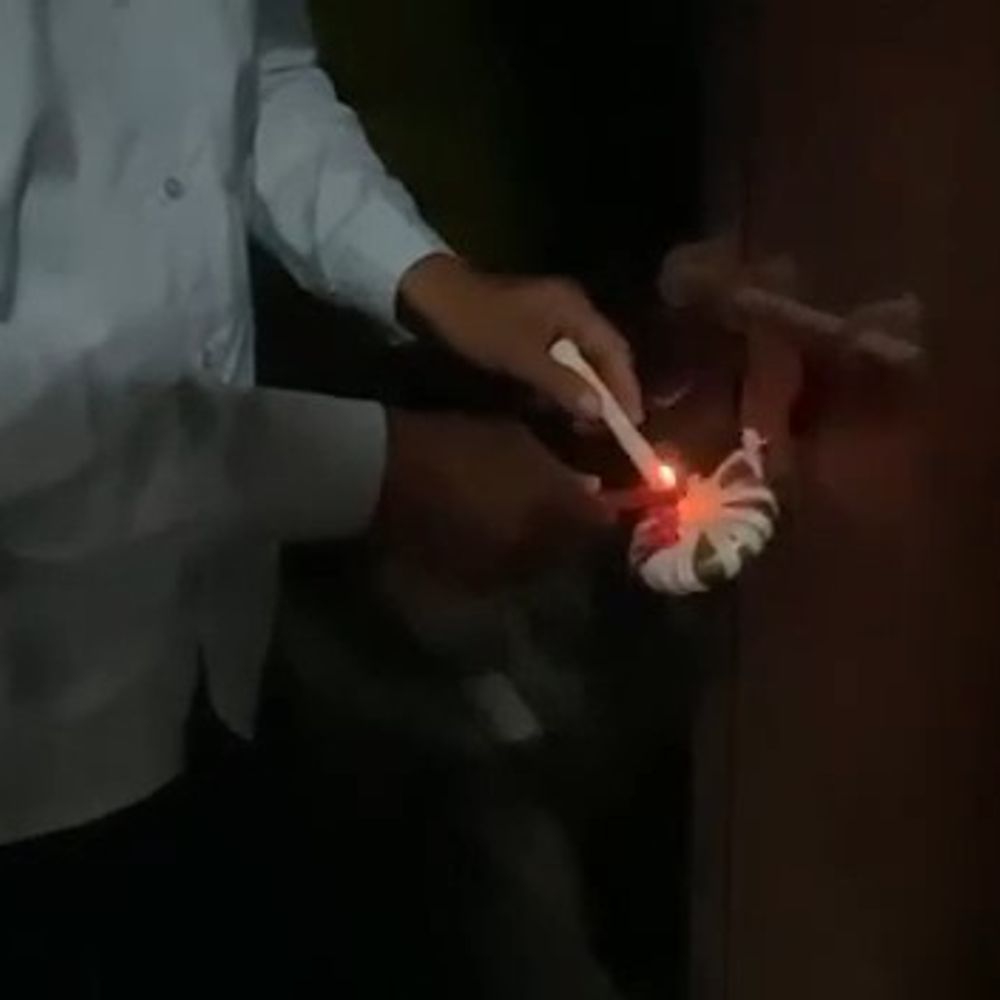 મોરબીમાં ફાયર સેફ્ટીના અભાવે શોપિંગ સેન્ટરના બે માળ સીલ:કન્યા છાત્રાલય રોડ પર પાર્થ પ્લાઝા શોપિંગ સેન્ટરના બીજા અને ત્રીજા માળને સીલ કરાયા