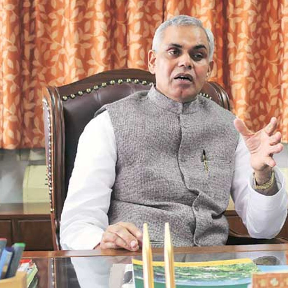 રાજ્યપાલના અધ્યક્ષસ્થાને ‘પ્રાકૃતિક કૃષિ પરિસંવાદ':ધરતીમાતાને પુનઃ જીવિત કરવા અને ભૂગર્ભ જળના‎સ્તર બચાવવા હવે પ્રાકૃતિક ખેતી જ એકમાત્ર વિકલ્પ‎