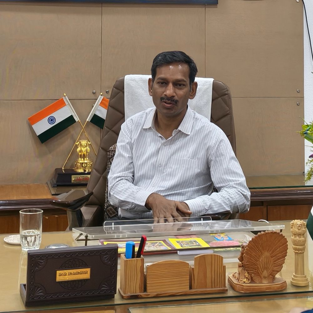 AC કેબિન છોડો અને ફિલ્ડમાં ઉતરો:મિલિંદ તોરવણે:સુરત મનપાનો ચાર્જ સંભાળતા જ વહીવટદાર એક્શન મોડમાં, અધિકારીઓમાં ફફડાટ