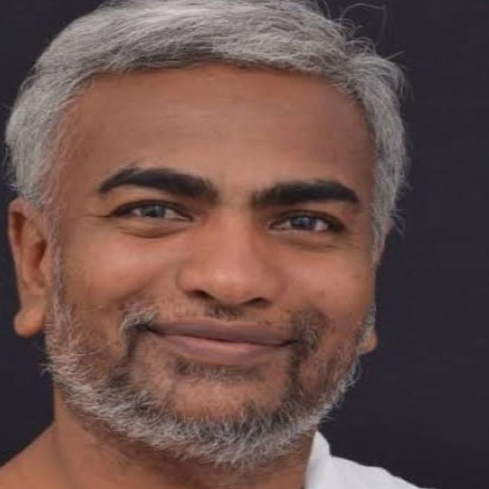 જૈન મુનિરાજ ગુજરાતથી મધ્યપ્રદેશના મોહનખેડા તીર્થ તરફ વિહાર કરશે:પાટણમાં પધારીને પેપરાળ તીર્થમાં બિરાજમાન હતા