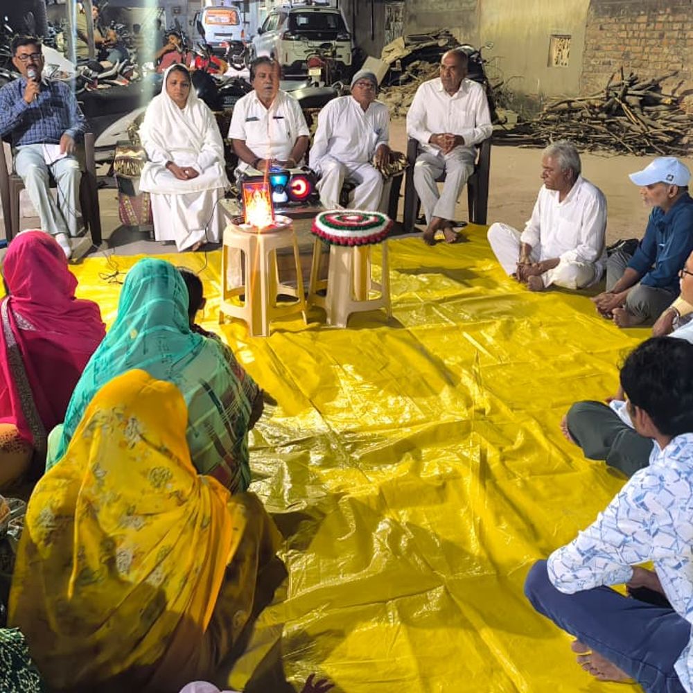 જન્મદિવસની અનોખી ઉજવણી:મોરબીમાં સત્સંગ સભા યોજી સ્ત્રી સશક્તિકરણનું માર્ગદર્શન આપી પિતાએ પુત્રીનો બર્થડે ઉજવ્યો