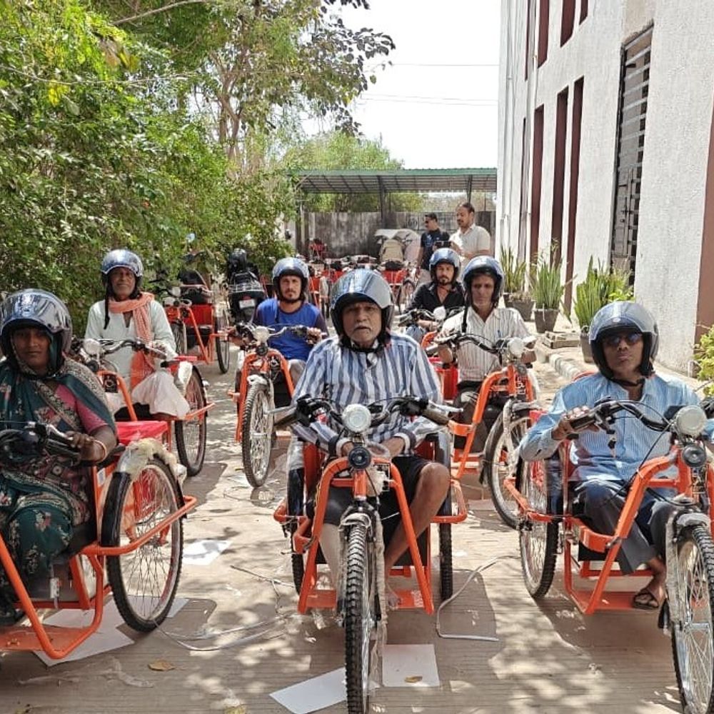 મુખ્યમંત્રી ભૂપેન્દ્ર પટેલે દિવ્યાંગોને સહાય વિતરણ યોજનાનો શુભારંભ કર્યો:પાટણના 167 દિવ્યાંગોને મોટરાઇઝડ ટ્રાયસીકલ, જોયસ્ટીક વ્હીલચેર મળી; આત્મનિર્ભર બનશે