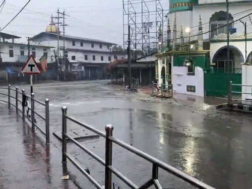 રાજસ્થાન, યુપીમાં વાવાઝોડાની શક્યતા અને હીટવેવથી રાહત; હિમાચલ, ગોવા સહિત 4 રાજ્યોમાં હીટવેવ, MPમાં પારો 40 ડિગ્રી પાર.