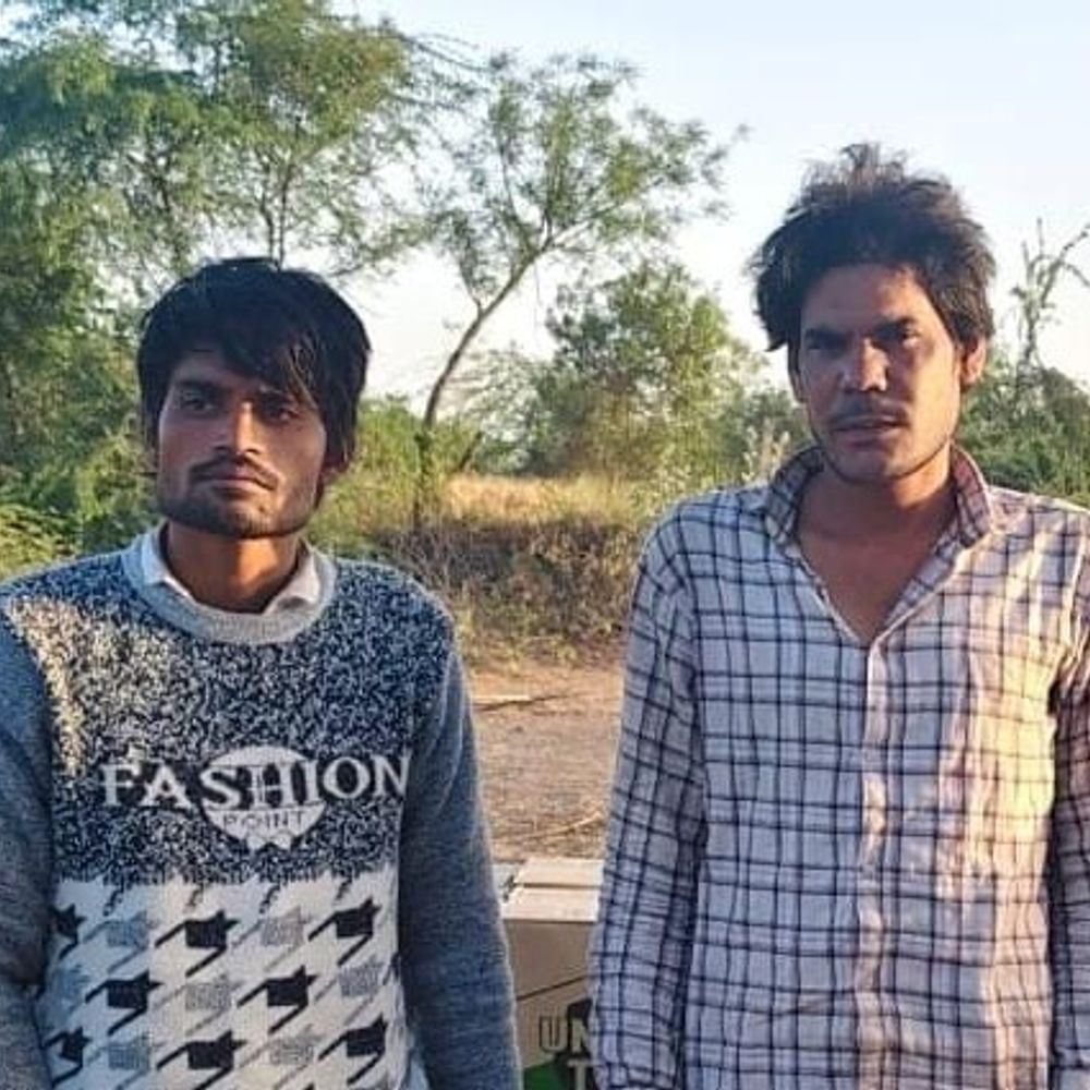 સુરેન્દ્રનગરમાં 68.74 લાખનો વિદેશી દારૂ ઝડપાયો:સાયલાના સુદામડા ગામે LCBએ દરોડો પાડ્યો, દારૂ સાથે બે આરોપીને ઝડપ્યાં