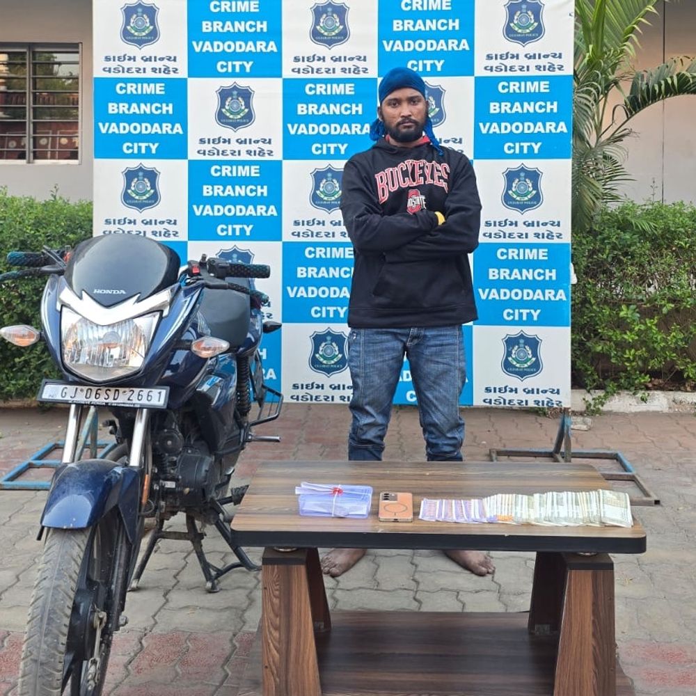 ગુજસીટોક અને ચાર ઘરફોડ ચોરીના ગુનામાં વોન્ટેડ આરોપી ઝડપાયો:એક લાખથી વધુનો મુદ્દામાલ જપ્ત, વડોદરામાં 16 ગુના નોંધાયેલા હોવાનું સામે આવ્યું