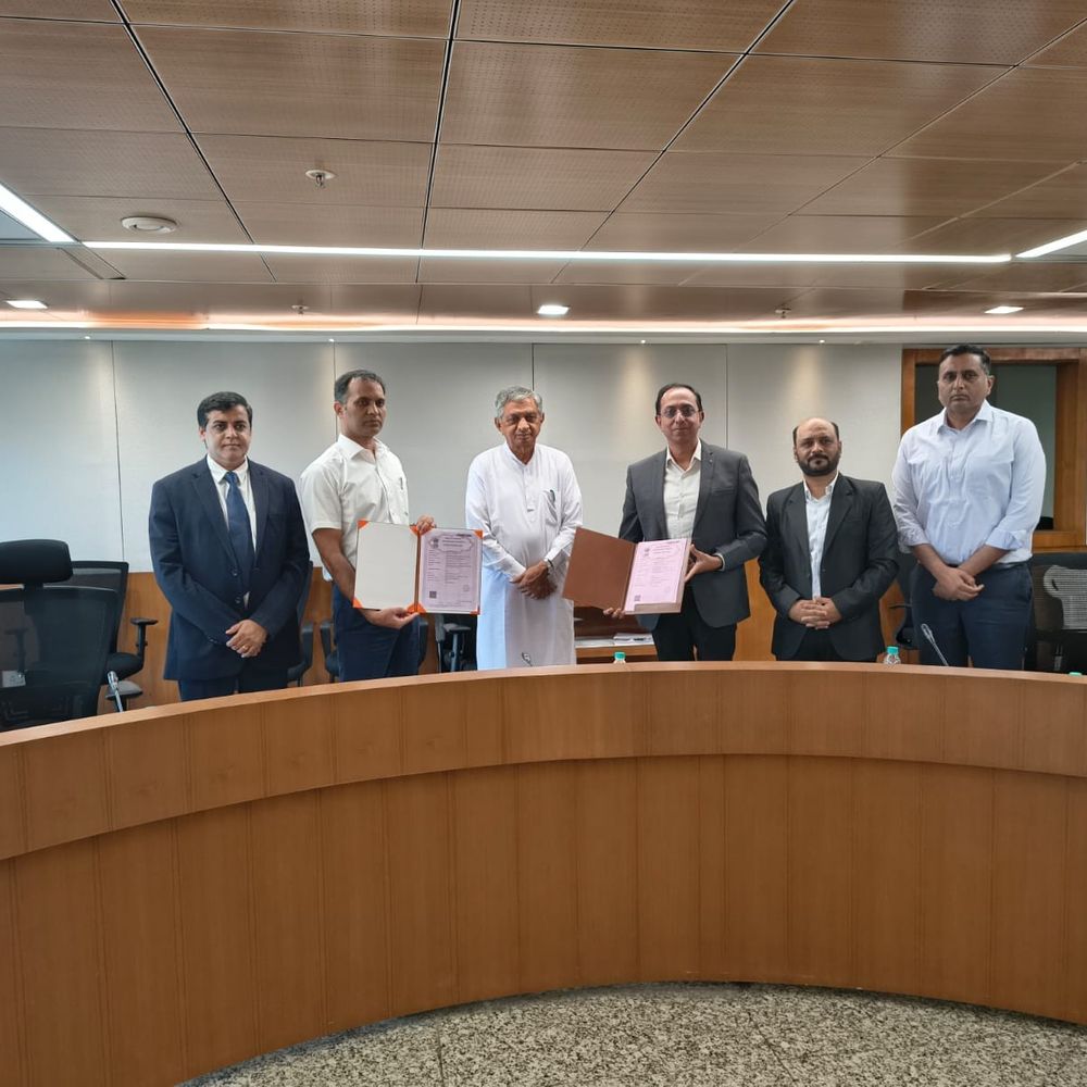 ગુજરાતના યુવાનો બનશે હવે 'ગ્લોબલ એક્સપર્ટ':કૌશલ્યબદ્ધ યુવાશક્તિ માટે ગુજરાત સરકાર અને અદાણી સ્કિલ્સ વચ્ચે MoU, સોલાર, વિન્ડ અને લોજિસ્ટિક્સ જેવા ક્ષેત્રોમાં મળશે ટ્રેનિંગ