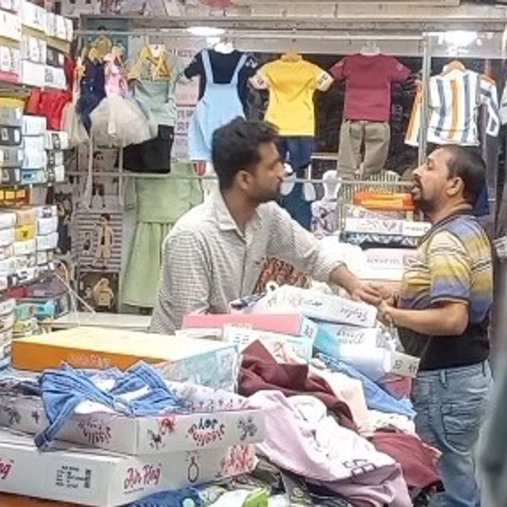 ભરૂચમાં વ્યાજખોરે વેપારી પાસેથી ₹18 લાખ વસૂલ્યા:મારપીટ અને ધમકી આપતા વિડીયો વાયરલ, પોલીસ હરકતમાં