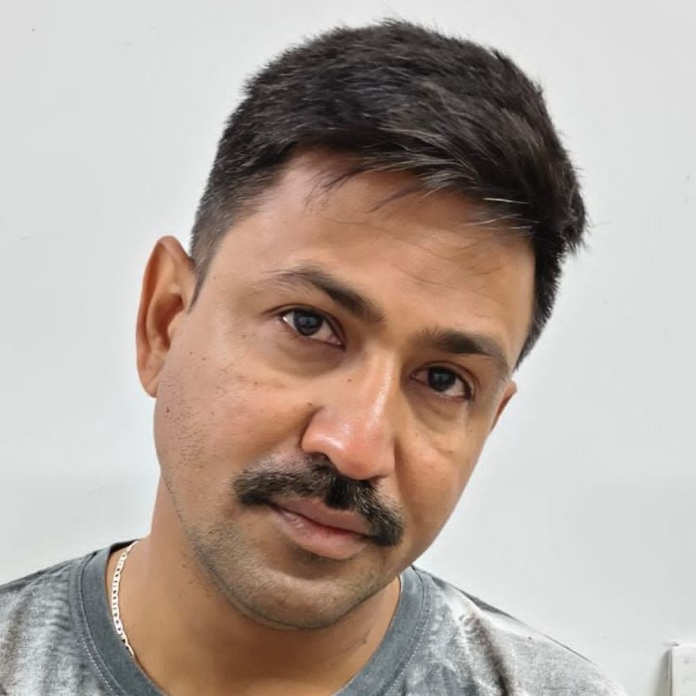 ગાંધીનગરમાં સ્ટેટ IBનો સિનિયર ઓફિસર 80 હજારની લાંચ લેતા ઝડપાયો:સરગાસણમાં ACBની સફળ ટ્રેપ, પોલીસ પ્રોટેક્શનના રીન્યુઅલ માટે લાંચ માગી હતી