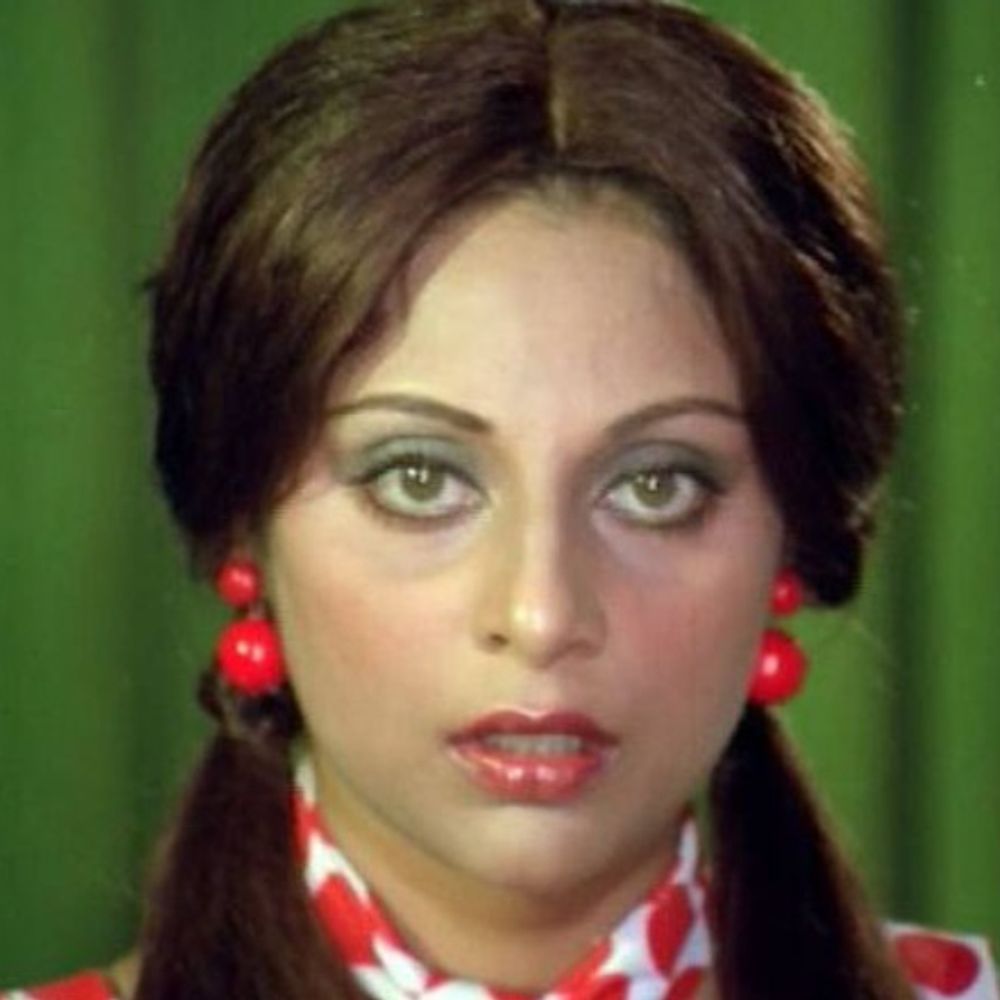 પીઢ એક્ટ્રેસ મધુ મલ્હોત્રાનું 72 વર્ષની વયે અવસાન:'સત્તે પે સત્તા', 'કર્ઝ' જેવી ફિલ્મોમાં કામ કર્યું હતું, 'લંબી જુદાઈ' ગીતમાં યાદગાર ભૂમિકા ભજવી