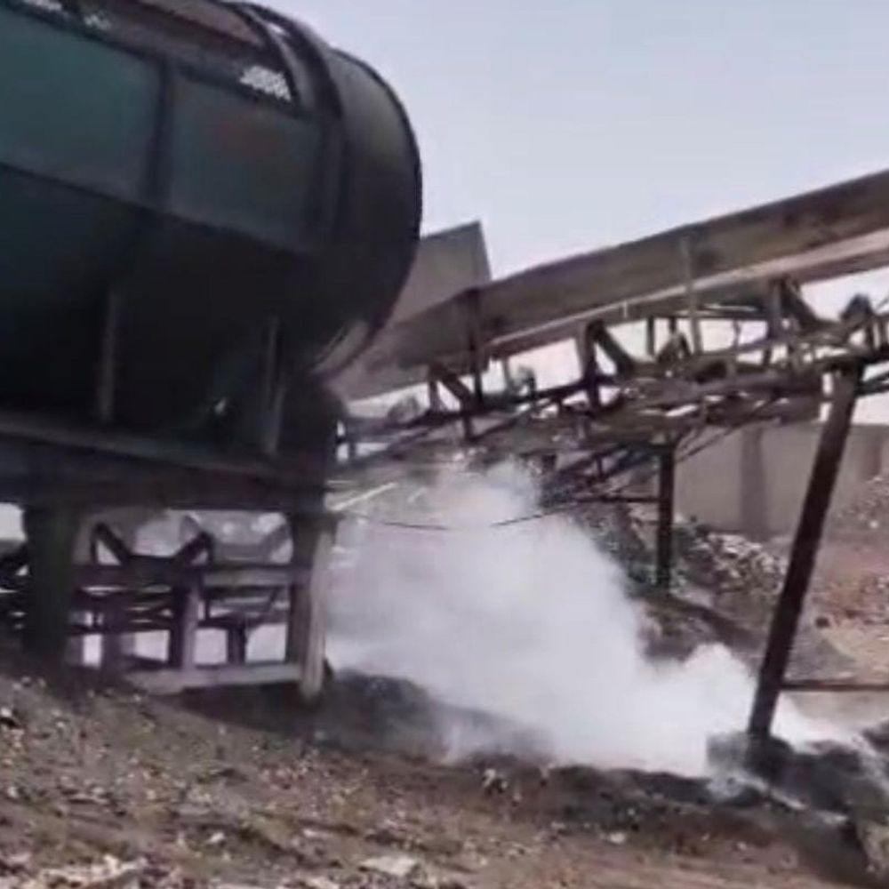 ખંભાળિયાની તરઘડી ડમ્પિંગ સાઈટ પર આગ લાગી:ફાયર ટીમે સમયસર કાબુ મેળવી મોટી દુર્ઘટના ટાળી