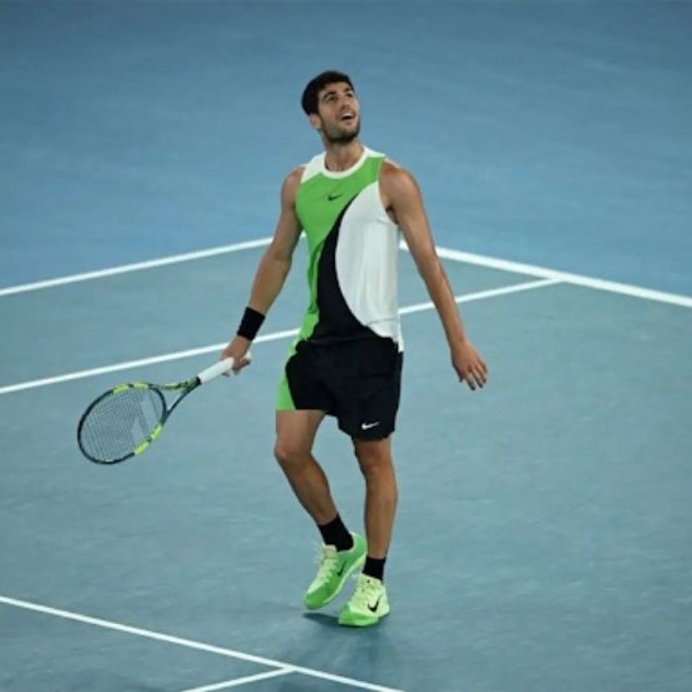 ઇન્ડિયન વેલ્સ સેમિફાઇનલમાં અલ્કારેઝ હાર્યો:મેદવેદેવે 6-3, 7-6 થી હરાવ્યો, વુમન્સ સિંગલ્સની ફાઇનલમાં આર્યના સબાલેન્કા પહોંચી; રાયબાકીના સામે થશે મુકાબલો