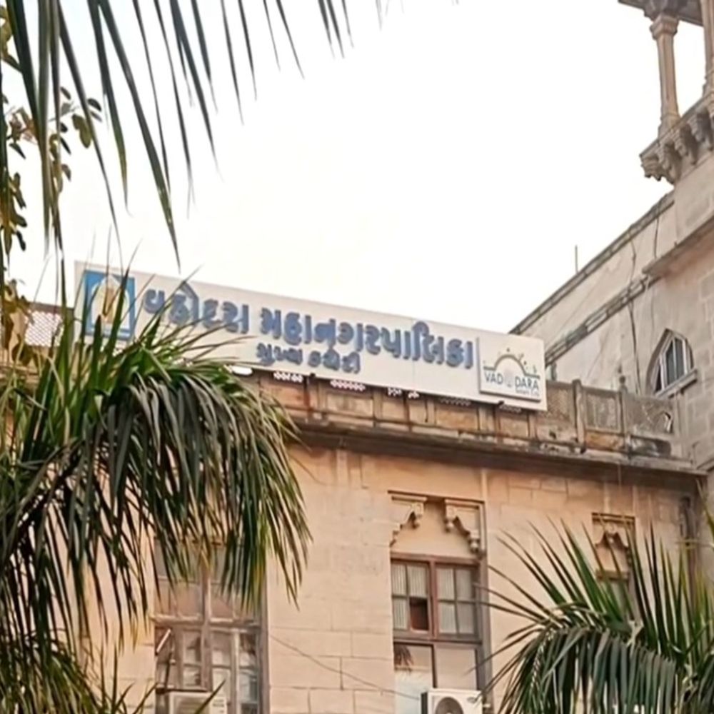 વિશ્વામિત્રી માટે હ્યુમન કમિટીનો ચોથો રિપોર્ટ:કન્સ્ટ્રક્શન કચરો અને ડ્રેનેજનું પાણી એ નદીના કાયાકલ્પના પ્રયાસોમાં સૌથી મોટો અવરોધ