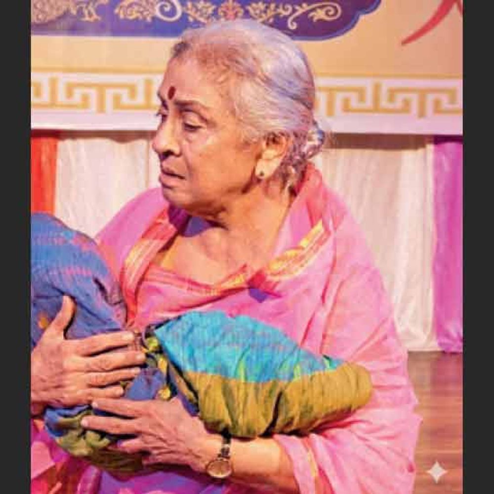 નીલે ગગન કે તલે:સ્ત્રી એટલે...