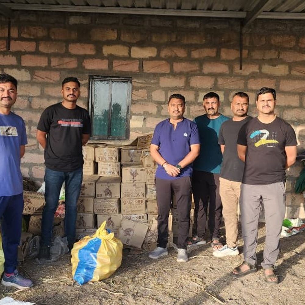 બોટાદ LCBએ ₹12.63 લાખનો બીયર જથ્થો જપ્ત:પાળીયાદ વિસ્તારમાંથી ઝડપાયો, ત્રણ સામે ફરિયાદ નોંધાઈ