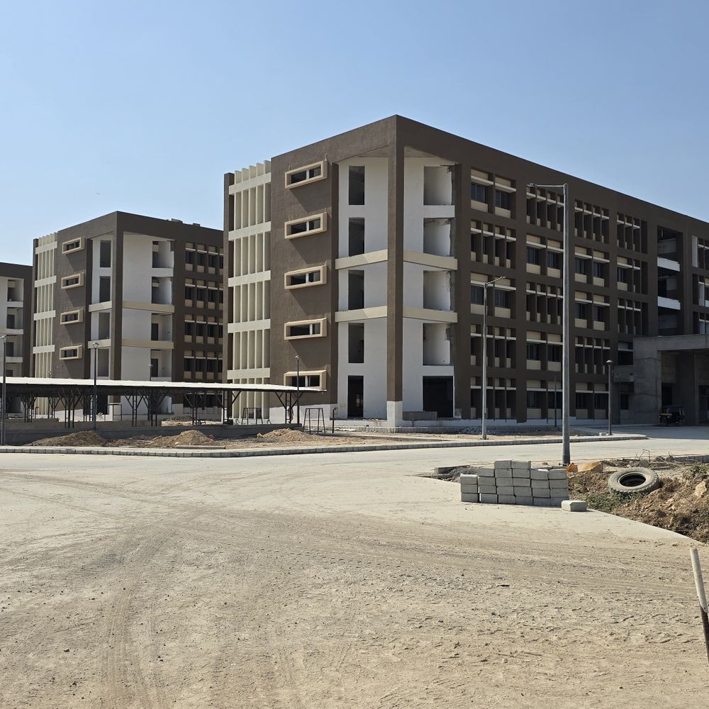 ભાસ્કર એક્સક્લુઝિવ:બાંધકામમાં ફેરફાર કરાતા 4 વર્ષથી ચાલતુ નવી હોસ્પિટલનું કામ ત્રીજી વખત 6 માસ માટે ઠેલાયું