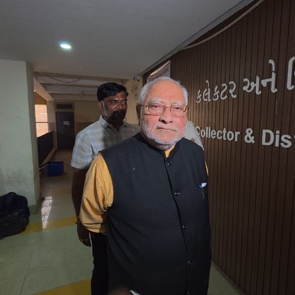 'દેશમાં હાલની સ્થિતિ માત્ર માનવસર્જિત, ગેસની અછત નથી':પ્રહલાત મોદીના વિપક્ષ પર પ્રહાર, કહ્યું-માત્ર અરાજકતા ફેલાવવાનું કામ કર્યું; શ્રમજીવીઓને તકલીફ પડે એટલે વતન યાદ આવે