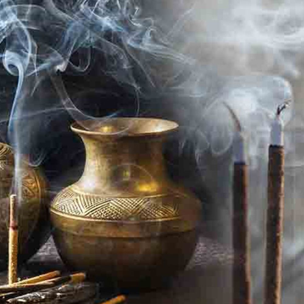 બે દિવસ અમાસ: 18 માર્ચે પિતૃઓ માટે ધૂપ-ધ્યાન, દાન કરો; 19 માર્ચથી ચૈત્ર નવરાત્રિનો પ્રારંભ થશે.