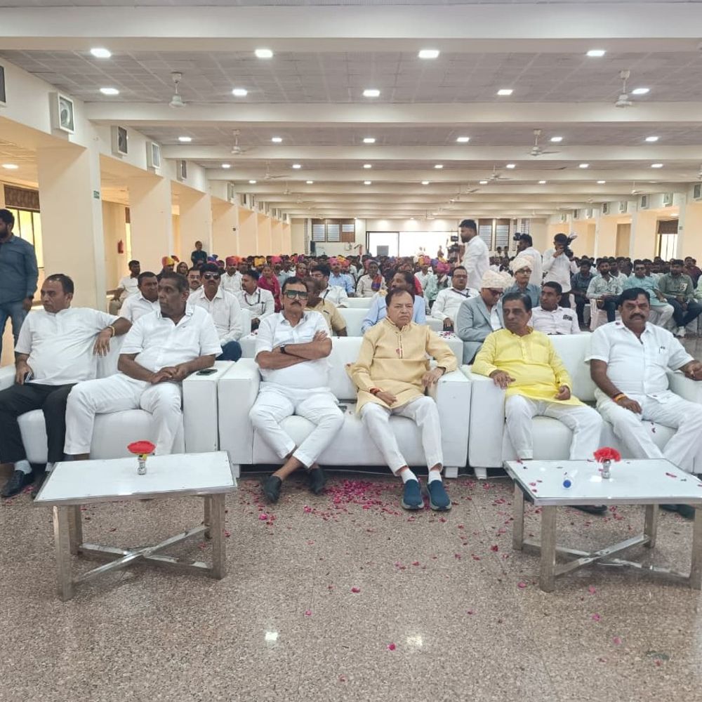 યુવા રોજગાર યોજનાનો અમદાવાદથી પ્રારંભ:રોજગારલક્ષી અભિગમ સાથે નવનિયુક્ત અધિકારીઓનું સન્માન અને આત્મનિર્ભરતા