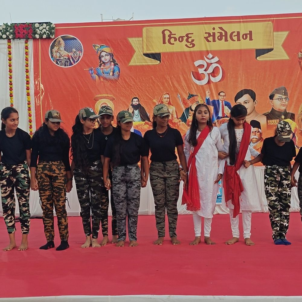 વેરાવળમાં વિરાટ હિન્દુ સંમેલન યોજાયું:હિન્દુ સમાજને જાગૃત કરવા અને સંસ્કૃતિ સંરક્ષણ પર ભાર