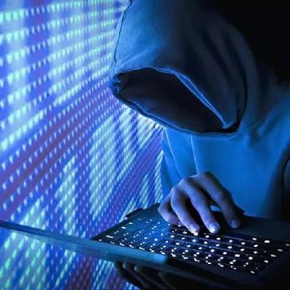 શેર બજારમાં રોકાણના નામે આર્કિટેક સાથે ઠગાઈ:20 દિવસમાં 19 ટ્રાન્જેક્શન કરાવી વધુ નફો આપવાની લાલચ આપી 1.25 કરોડ પડાવ્યા, યુવકે સાયબર ક્રાઇમમાં ફરિયાદ નોંધાવી