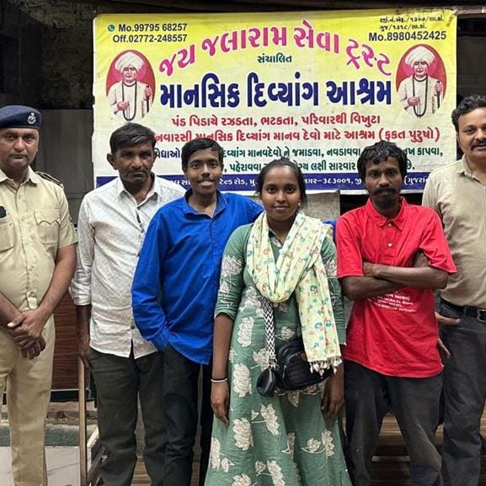 માનવતા મહેકાઈ: પરિવારથી વિખૂટા પડેલા દિવ્યાંગનું પુનઃમિલન.