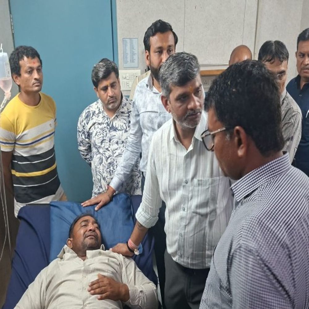 'લુખ્ખાઓની ટાંટિયાતોડ સર્વિસ કરી વરઘોડો કાઢો':પૈસાની લેતીદેતીમાં પાટીદાર ખેડૂત પર હુમલો, કહ્યું- મારી નાખવાની ધમકી આપે છે; સુરતના પાટીદાર આગાવાન ભાવનગર પહોંચ્યા