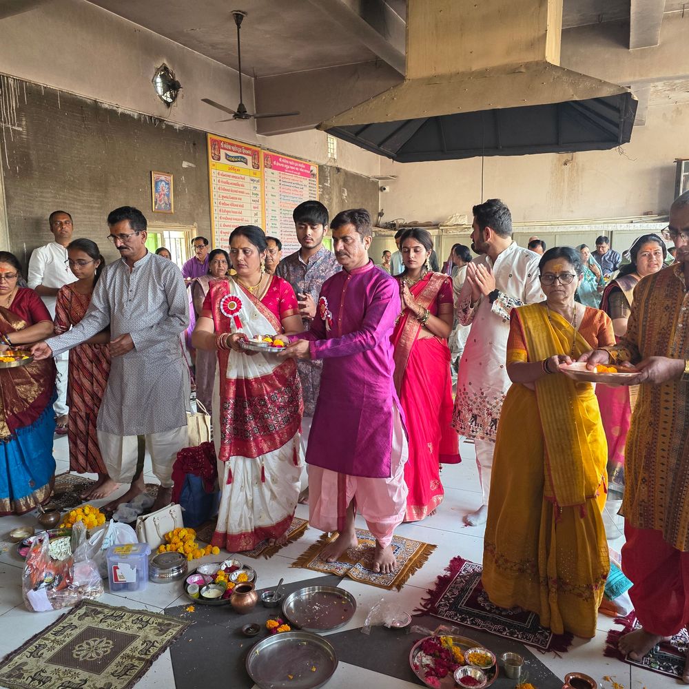 હિંમતનગરમાં એકલિંગજી દાદાનો 30મો પાટોત્સવ યોજાયો:ભોલેશ્વર મંદિર પરિસરમાં હોમાત્મક લઘુરુદ્ર અને સ્નેહમિલન યોજાયું